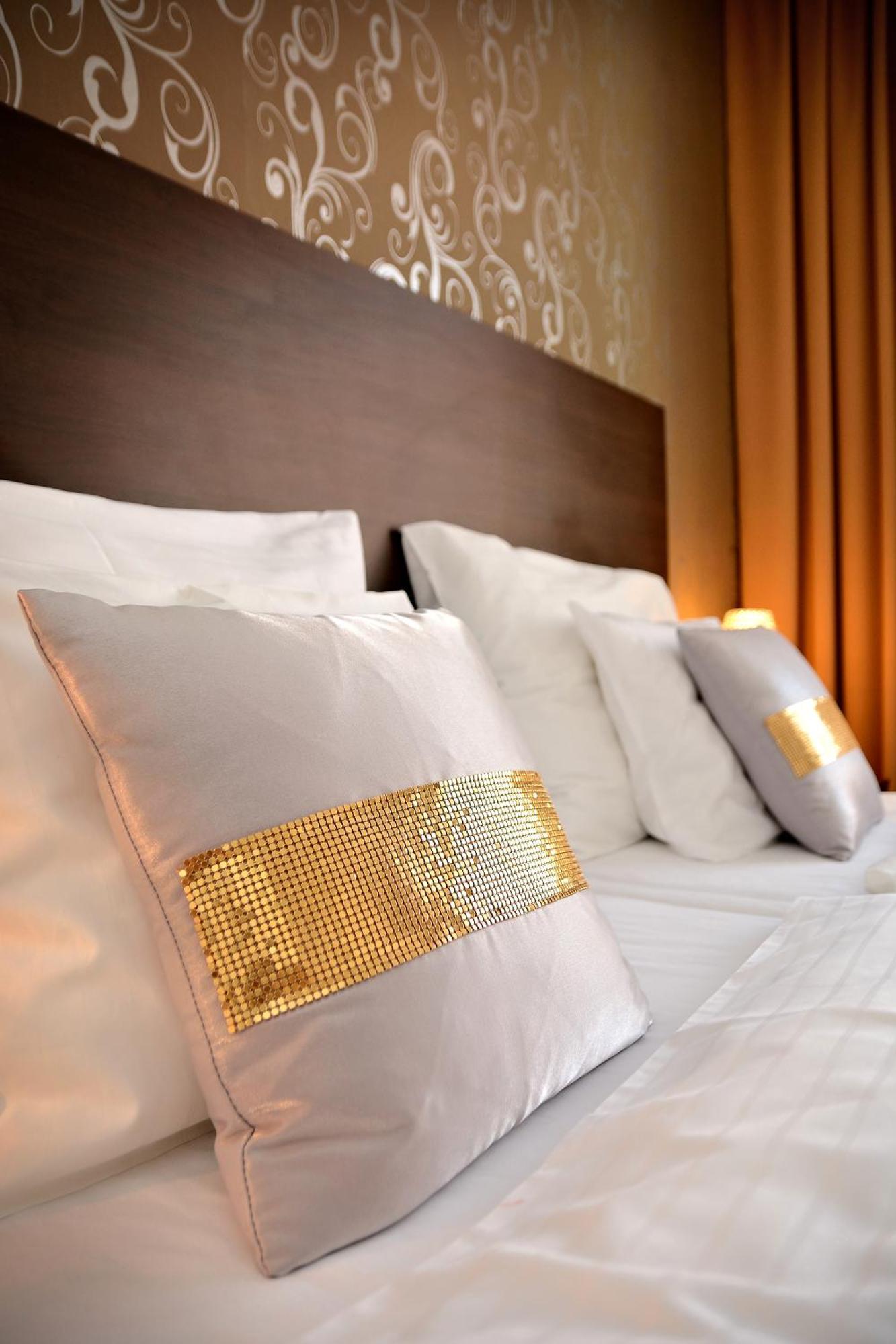 Hotel Atrium Παρντούμπιτσε Εξωτερικό φωτογραφία